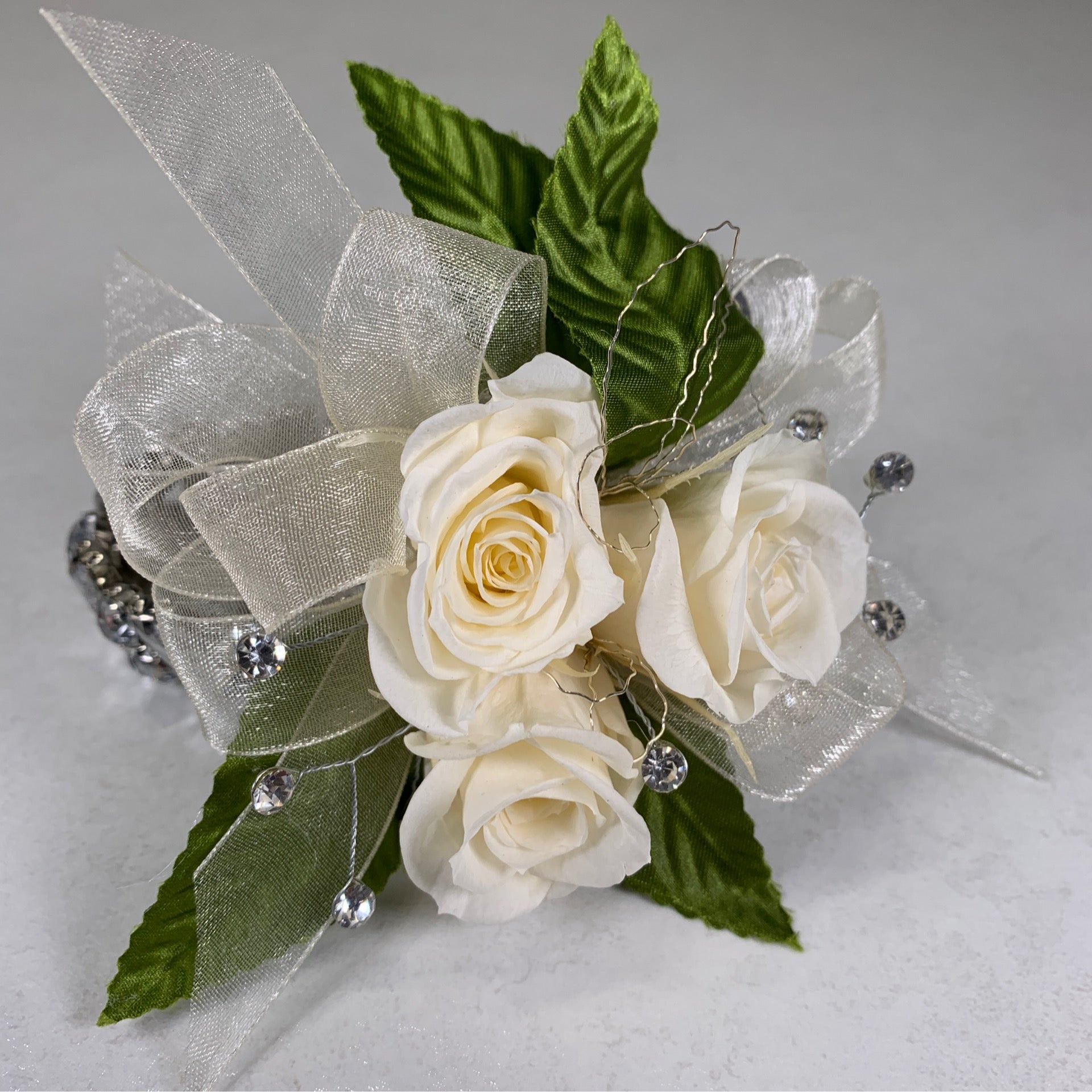 Ladies wrist outlet corsage